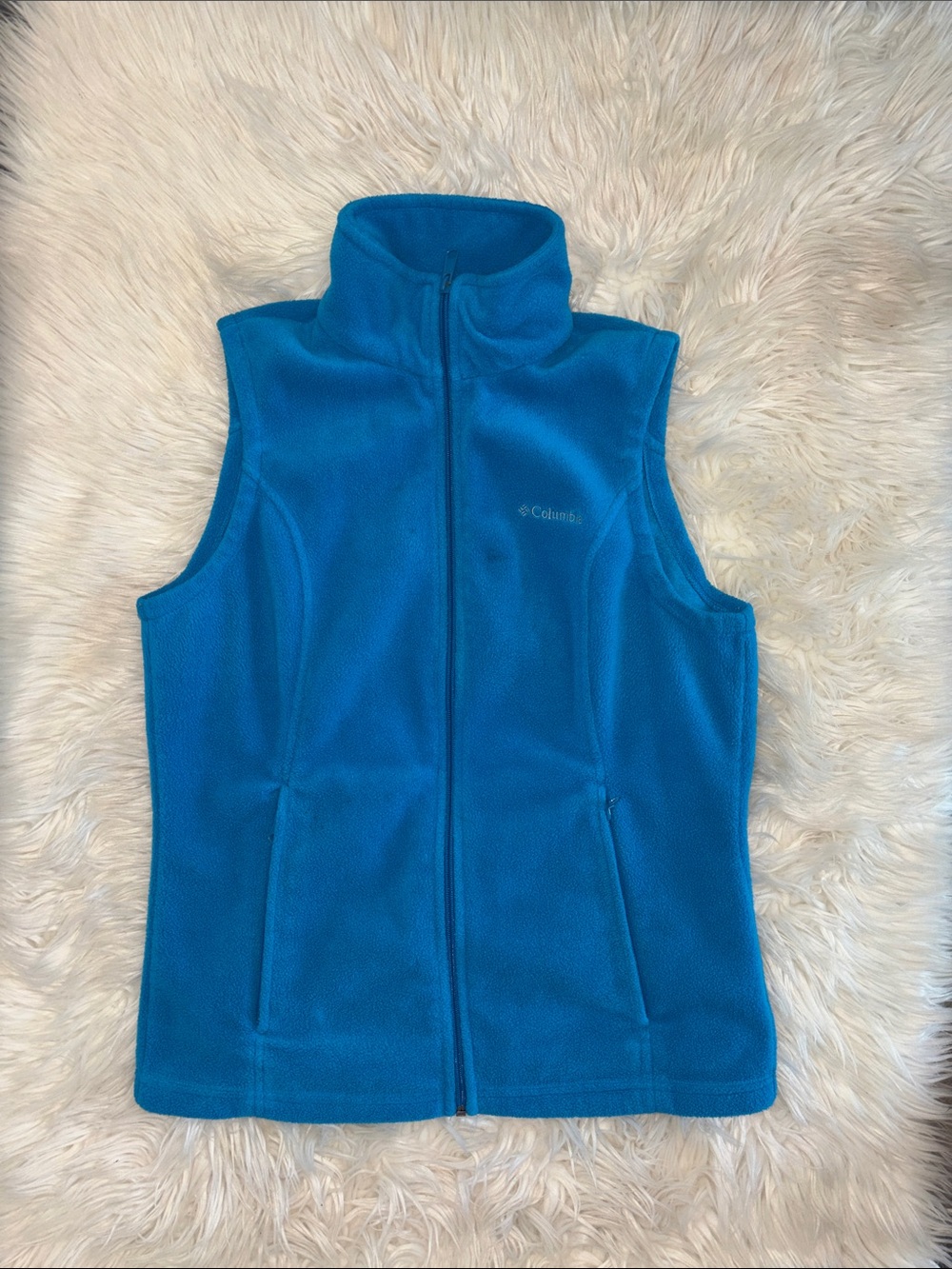 Columbia vest